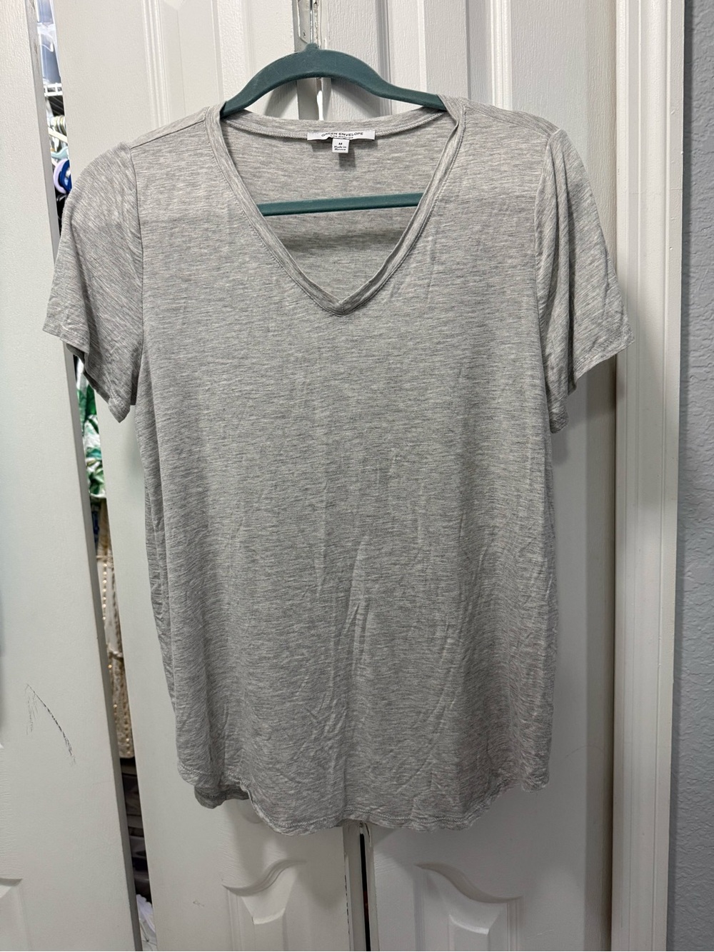 Green Envelope Light Gray V-Neck Short Sleeve Tee